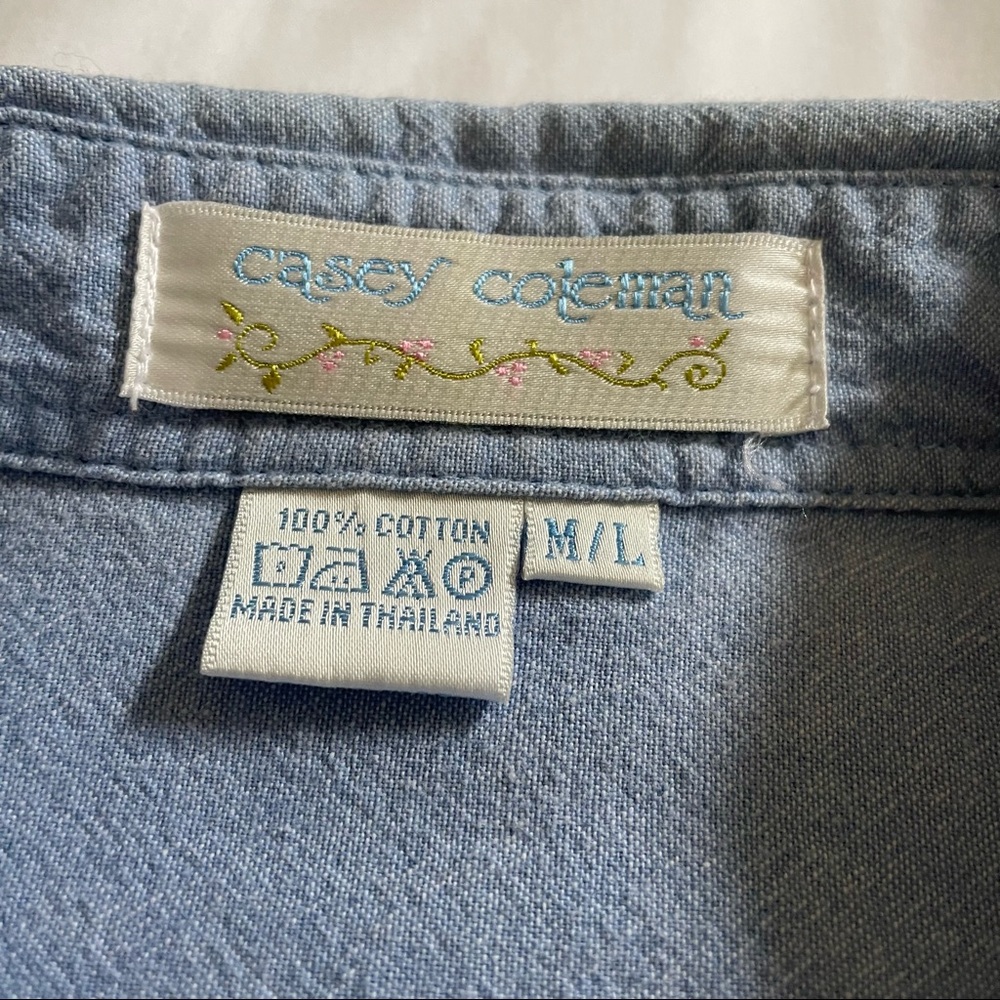 Vintage Autumn Leaves Scarecrow Embroidered Denim Button Down Size Medium - Picture 6 of 9